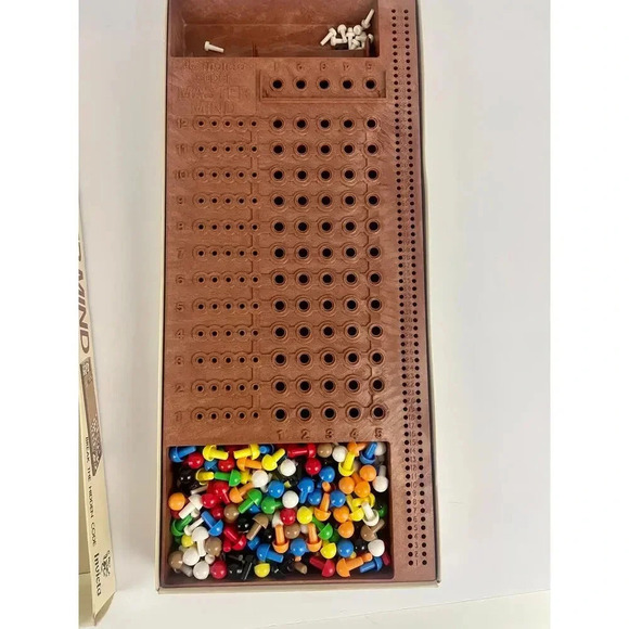 2 VTG Board Games - 1975 Invicta Mastermind & Double Twelve Dragon Dominoes - Picture 3 of 10